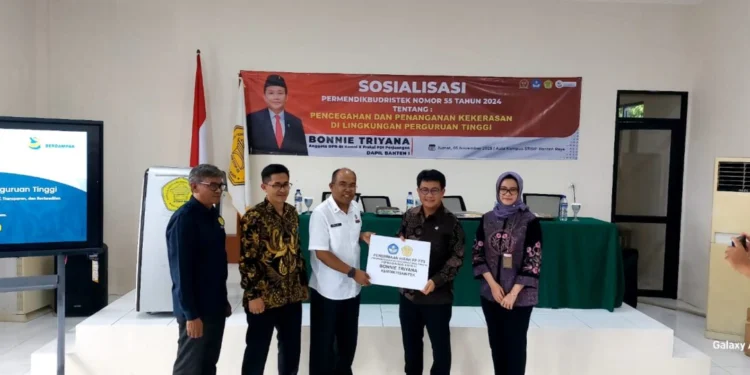 BONNIE TRIYANA PRIHATIN MASIH BANYAK ANAK PUTUS SEKOLAH DI PANDEGLANG, DORONG STISIP BANTEN RAYA LEBIH MAJU